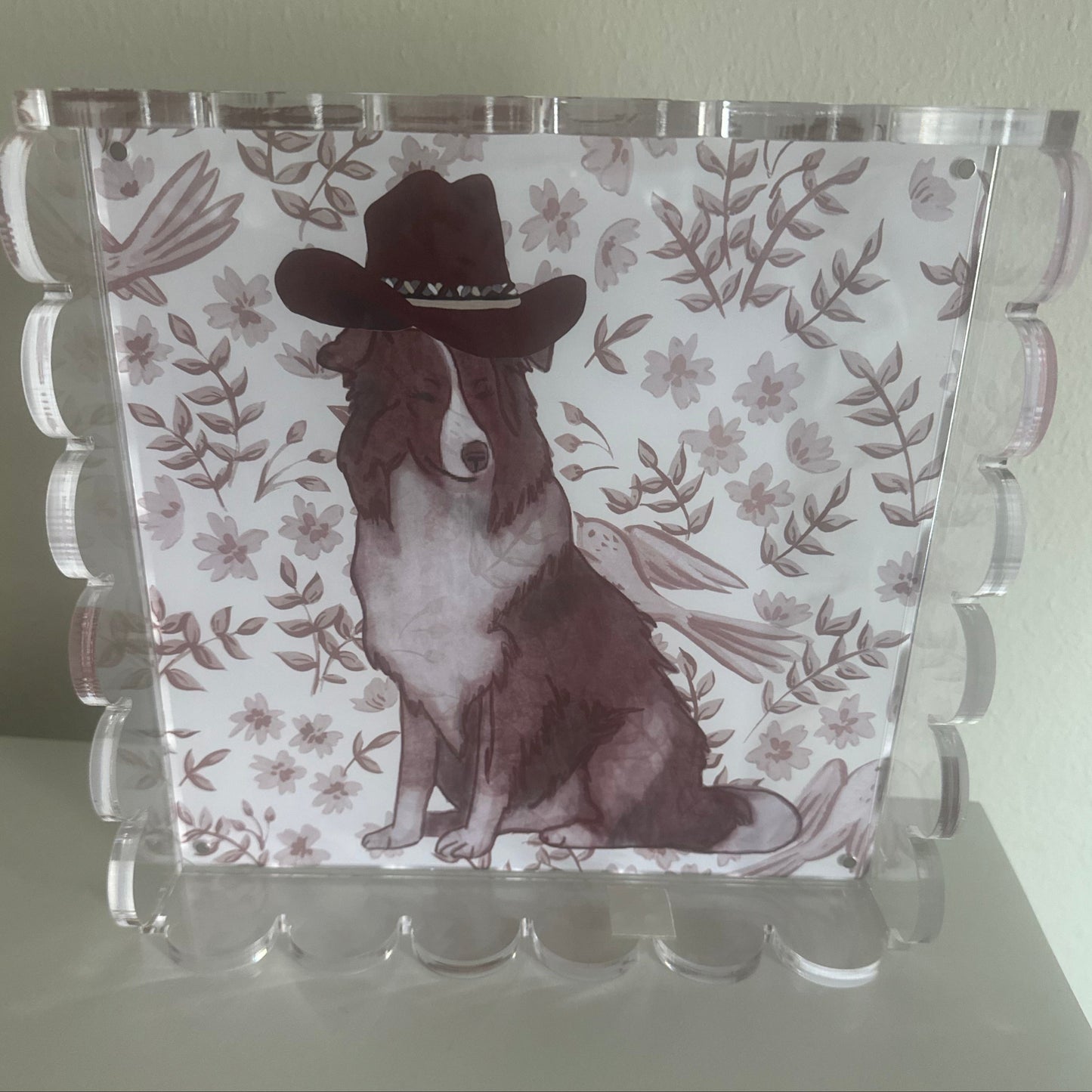 A & M Scalloped Tray